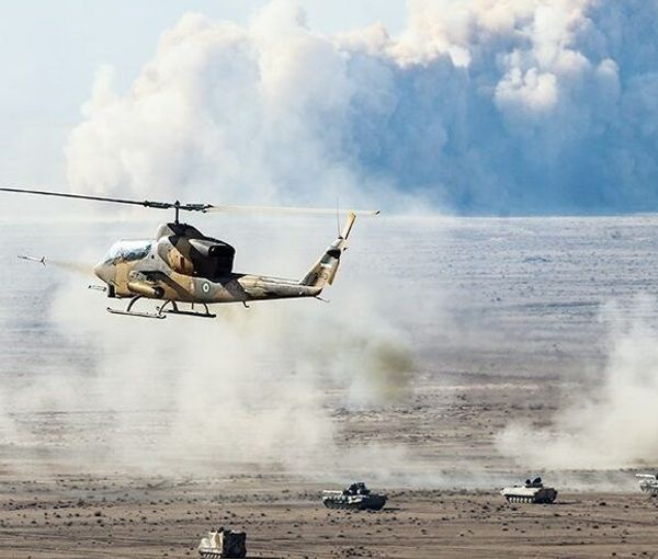 Iranian army forces during a military drill (file photo)
