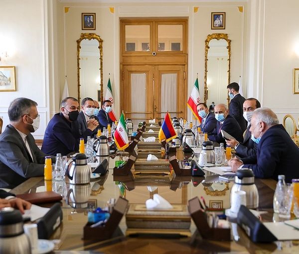 Armenian and Iranian foreign ministers meet in Tehran. October 4, 2021