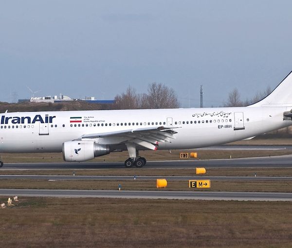 An Iranian airplane (file photo)