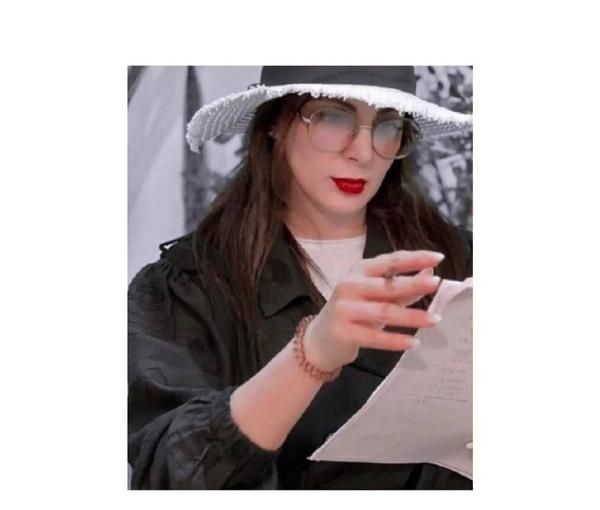 অভিনেত্রী লীলা বলুকাত