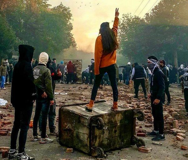 Iranian protesters (file photo)