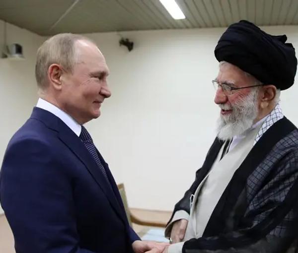 Vladimir Putin meeting Ali Khamenei in Tehran on July 19, 2022