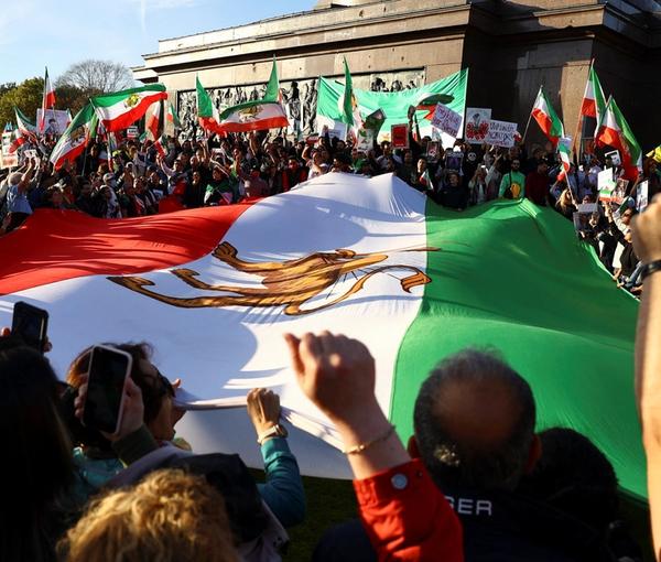 More than 80,000 Iranians rallying in Berlin, Germany on October 22, 2022