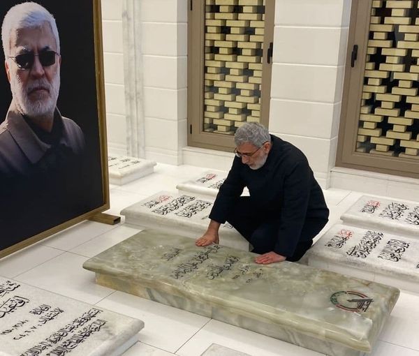 Esmail Ghaani visiting the tomb of Abu Mahdi al-Muhandis, a commander of pro-Iran militia in Iraq. January 16, 2022