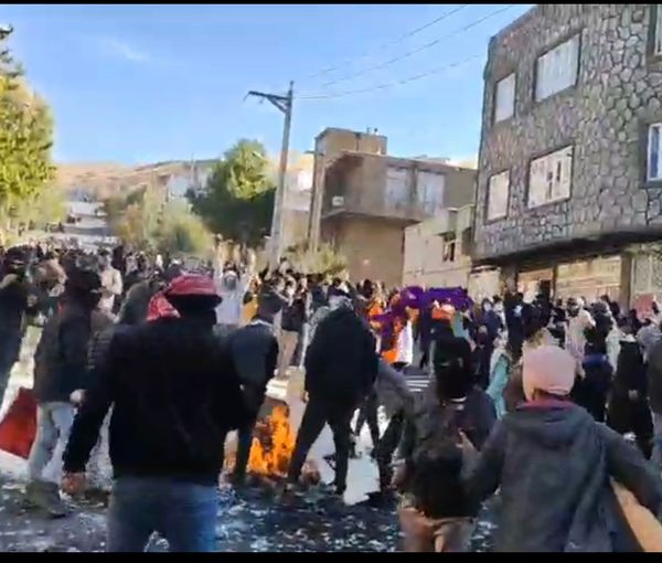 Protesters in Iran's Kordestan province (November 2022)