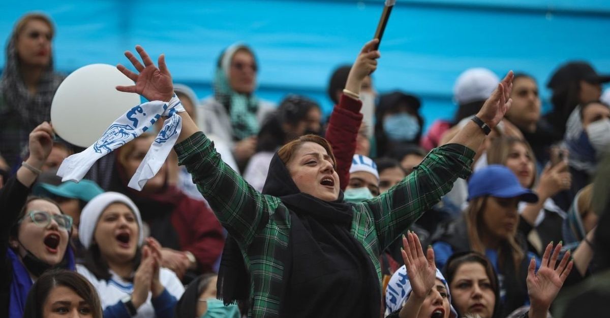 Iranian Malavan Soccer Club Requests Presence Of Women In Stadium