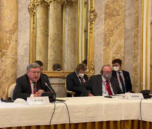 Mikhail Ulyanov (L), Russian chief negotiator at the Vienna talks during a JCPOA session. November 29, 2021