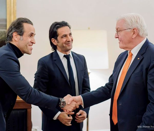 German President Frank-Walter Steinmeier meeting Iranian dissident Ali Karimi, Dec. 21, 2022