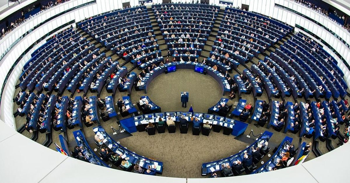 The European Parliament votes to include the Iranian Revolutionary Guards in the list of “terrorist groups”