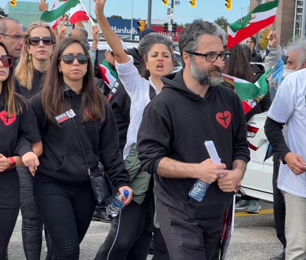 Canada-based activist Hamed Esmaeilion during the rally in the city of Toronto (October 1, 2022)