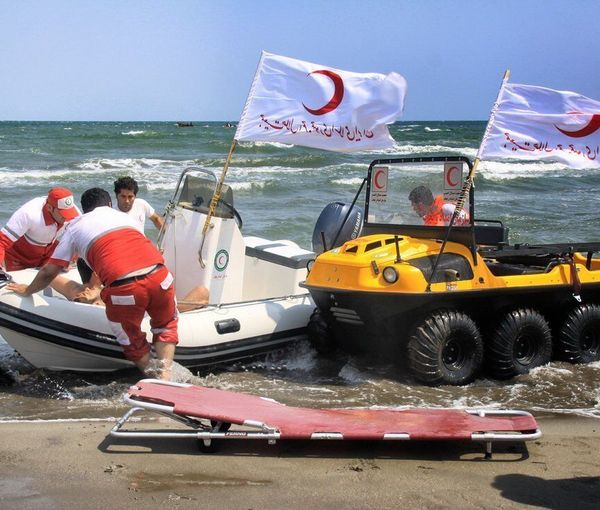 File photo of Iran’s Red Crescent relief workers (undated)