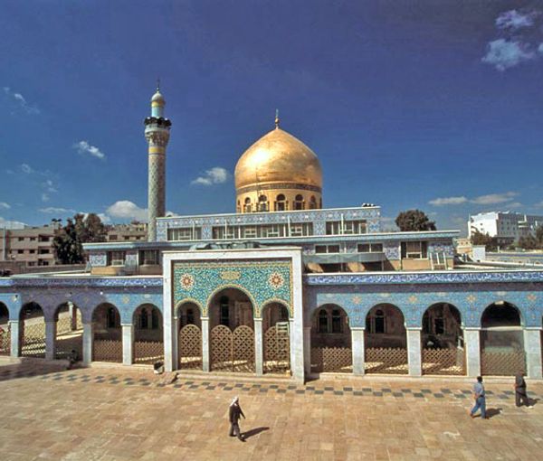 Sayyidah Zaynab Shrine (February 2007)