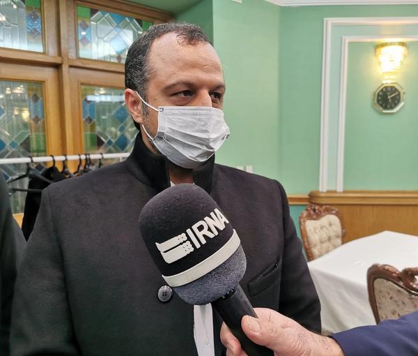 Iran's minister of economy Ehsan Khanduzi speaking to a reporter in Moscow. January 20, 2022