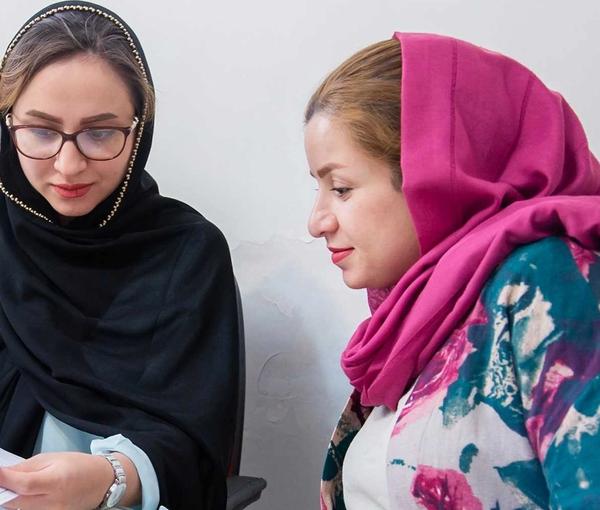 Counselling women and mothers in Iran. Undated