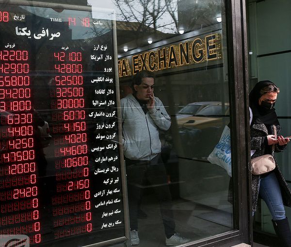 Rial Bounces Back After Intervention And Hopes On JCPOA