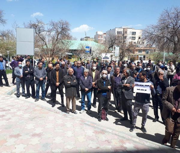 Protest by Iranian teachers in the city of Hamedan on April 6, 2023