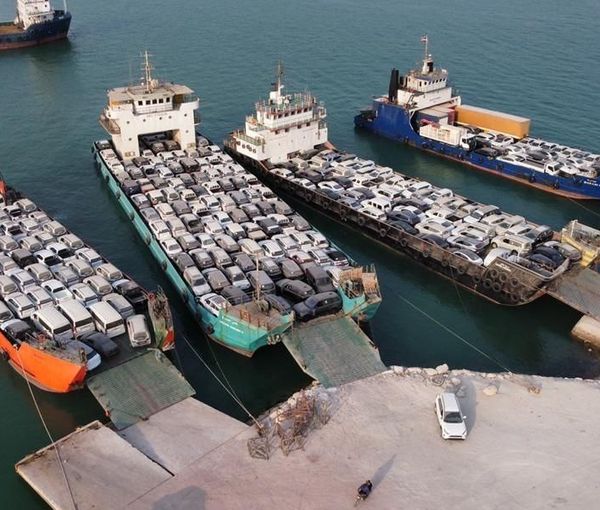 Ships unloading foreign cars in southern Iran (undated)