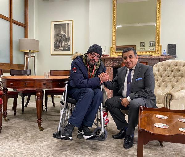 Vahid Beheshti (left) and Tariq Ahmad, Minister of State for the Middle East, North Africa, and South Asia (April 25, 2023)