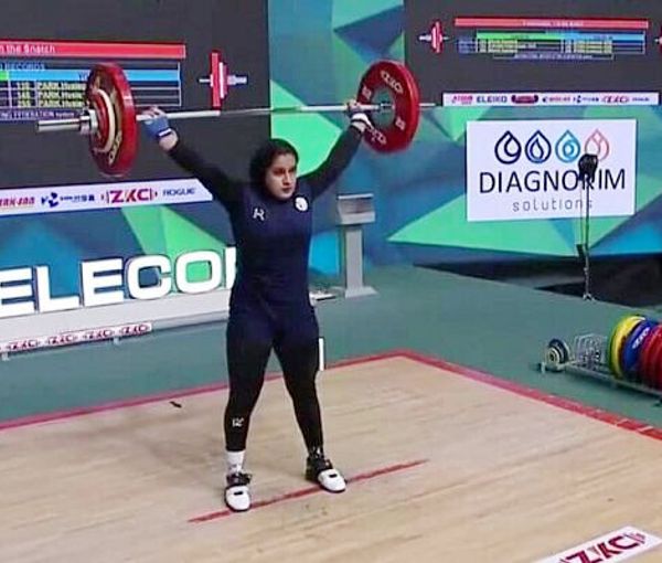 Iranian weightlifter Yekta Jamali (file photo)