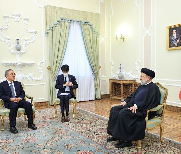 Iran’s President Ebrahim Raisi in a meeting with China’s Deputy Prime Minister Hu Chunhua (December 13, 2022)