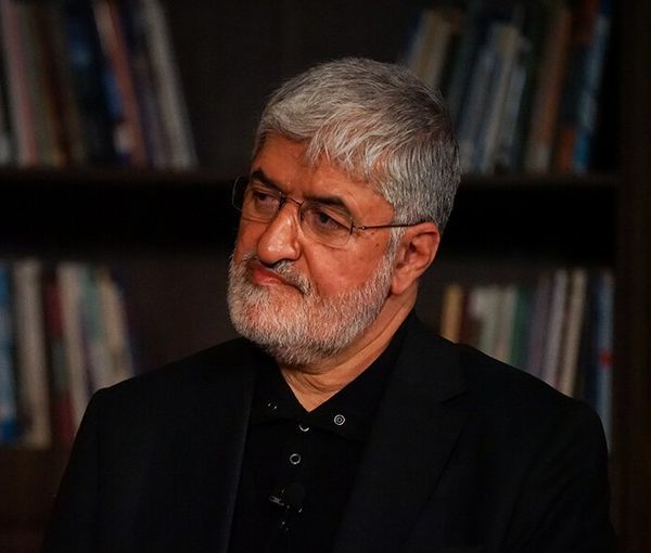 Former Iranian lawmaker Ali Motahari (file photo)