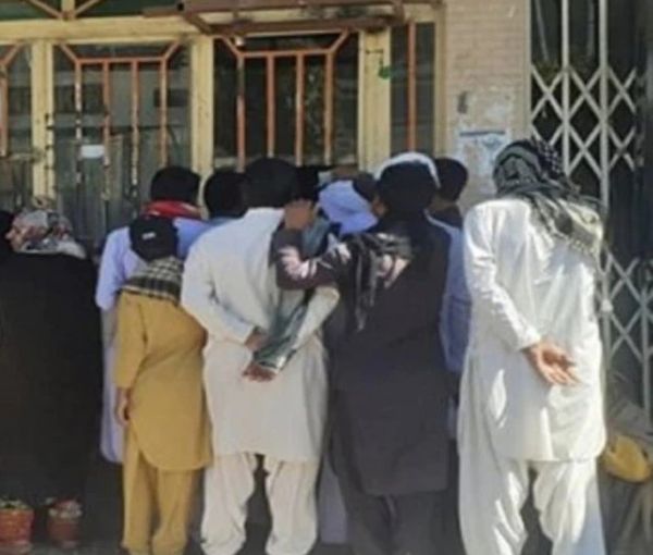 People waiting outside a bakery in Zahedan. January 2023