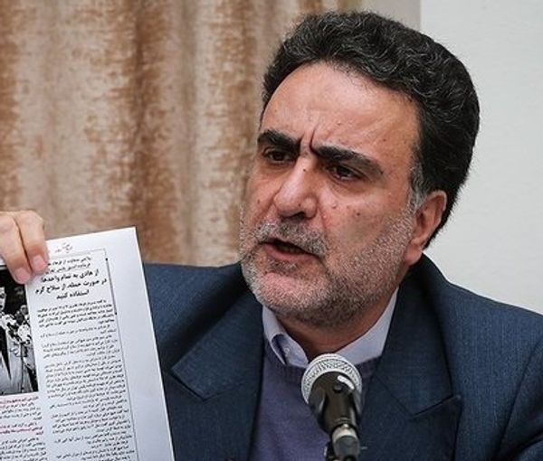 Reformist politician Mostafa Tajzadeh (file photo)