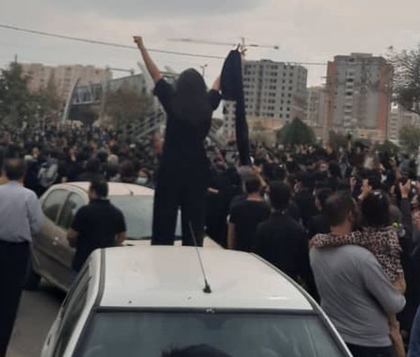 Protests in the city of Arak for a young man killed in the custody of IRGC. October 29, 2022