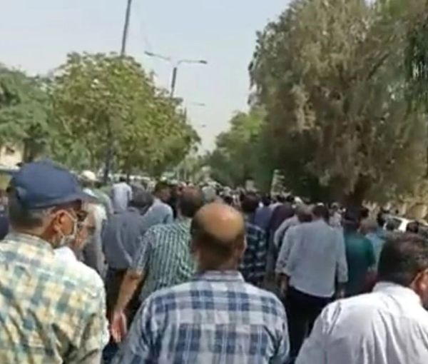 A ohoto from social media showing retirees protesting on June 7, 2022