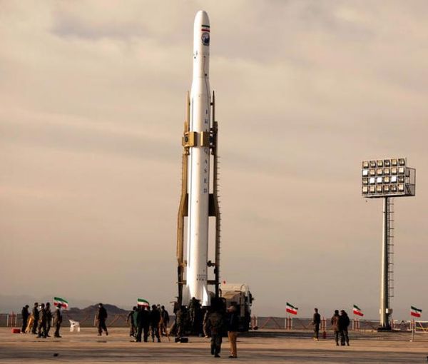 An Iranian satellite-carrying missile on launchpad in April 2020.