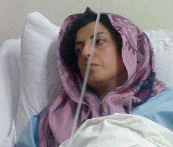 Prominent rights activist Narges Mohammadi at hospital (undated)