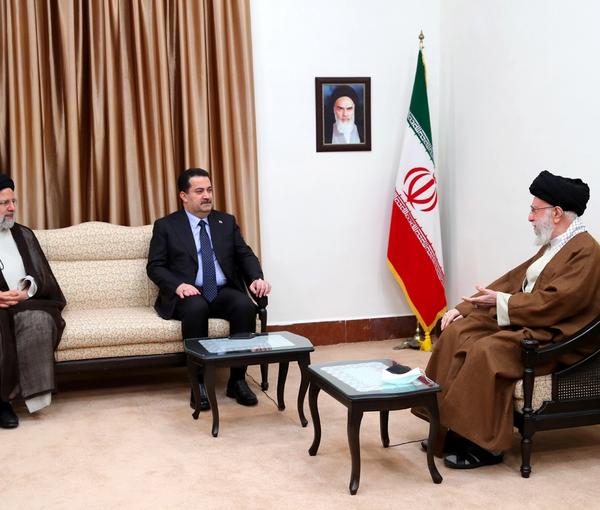 Iraqi Prime Minister Mohammed Shia al-Sudani (center) and Iran’s Supreme Leader Ali Khamenei (right) and Iranian President Ebrahim Raisi on November 29, 2022