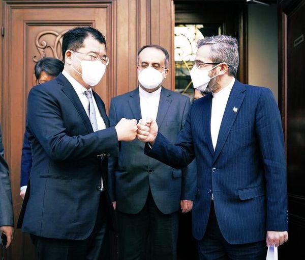 Iran chief nuclear negotiator, Ali Bagheri-Kanimeeting with a senior South Korean diplomat in Vienna. January 6, 2022