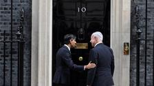 British Prime Minister Rishi Sunak welcomes Israeli Prime Minister Benjamin Netanyahu at Downing Street in London, March 24, 2023