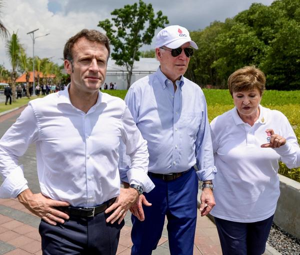 President Emmanuel Macron with US President Joe Biden on the sidelines of the G20 meeting in Bali, on Nov. 16, 2022